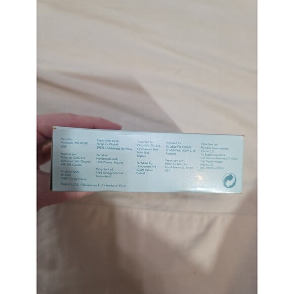 PartyLite French Vanilla Aroma Melts Z24181  Box of 4 New In Box - Picture 9 of 11